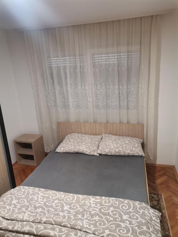 Stan Na Dan Pex Free Parking Apartamento Vranje Exterior foto